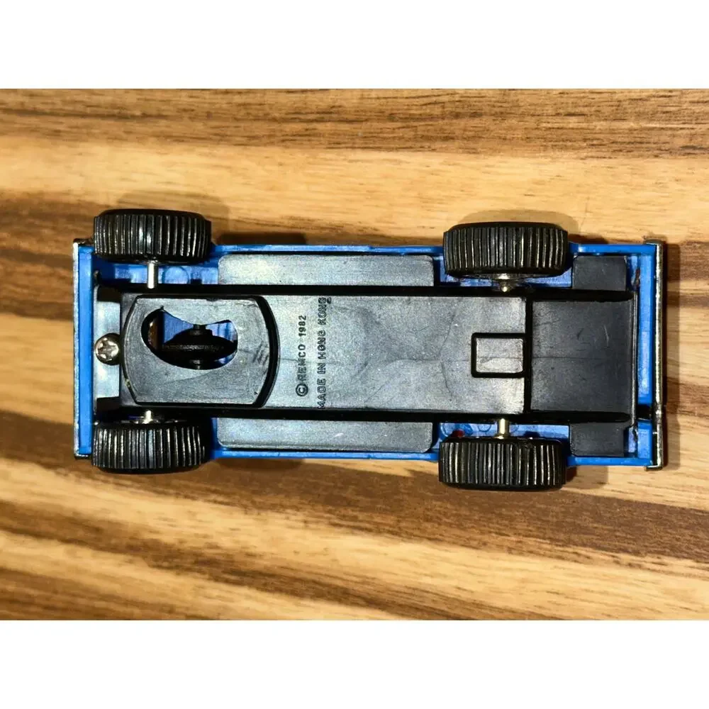 Vintage 1982 & 1987 Remco Mini Trucks Set Of 2 - Picture 6 of 7